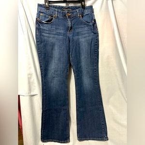 Maurice woman’s jeans size 11/12 Reg